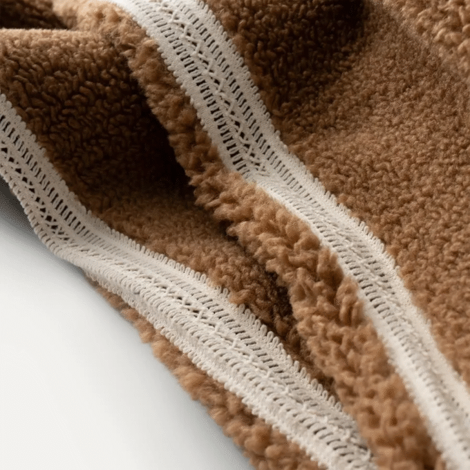 Nikia Virkad UGG Fluffig Jacka