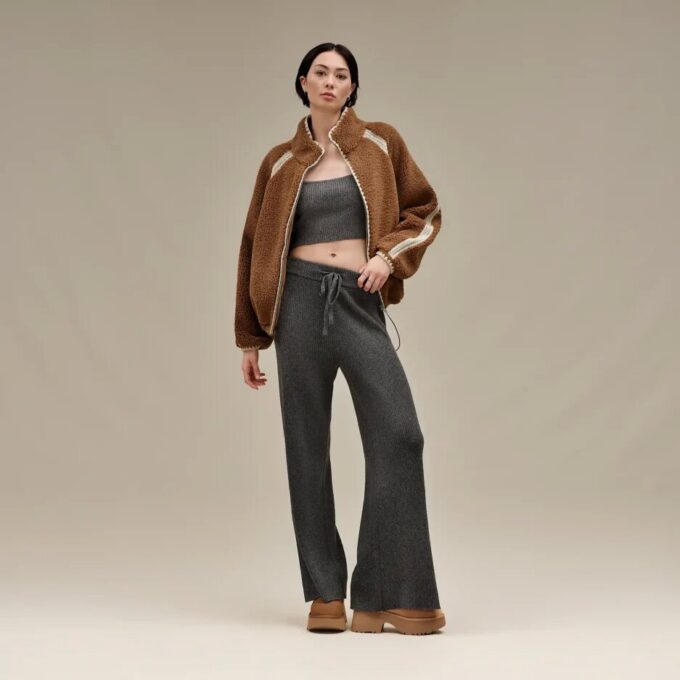 Nikia Virkad UGG Fluffig Jacka