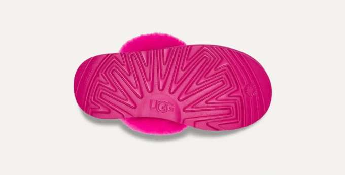 UGG Cozy II