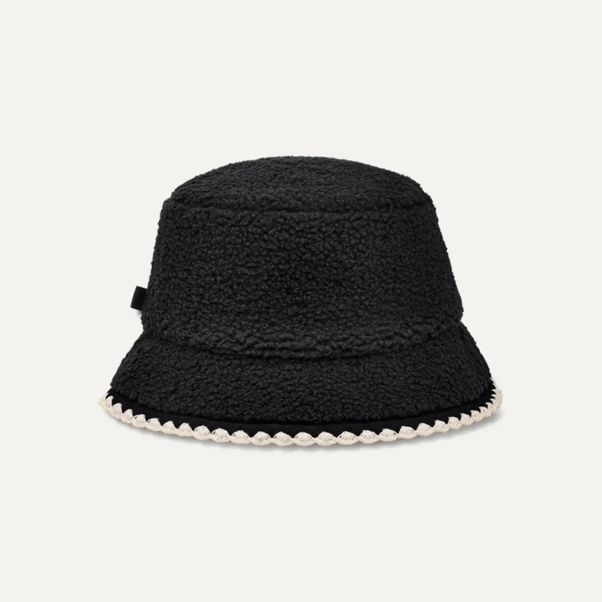 UGGfluff vågig hatt